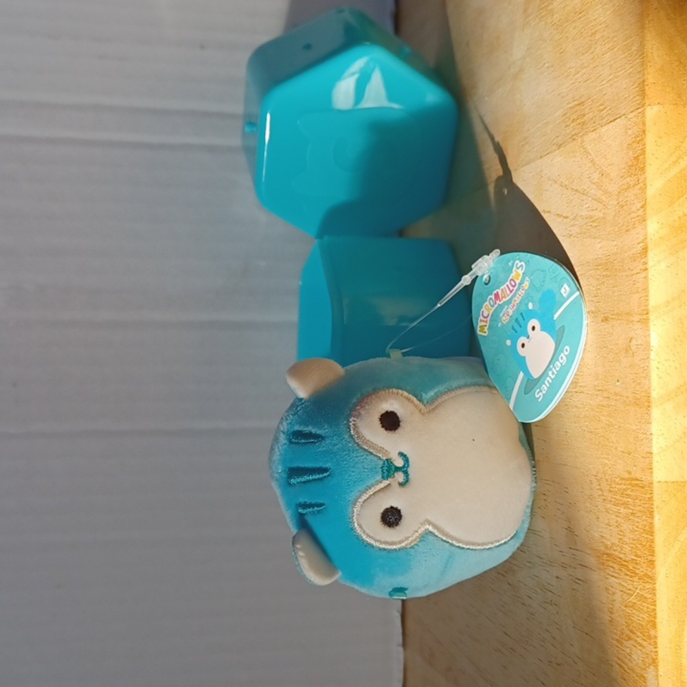 Squishmallows Micromallows Series 1/2024 : Santiago the Squirrel!